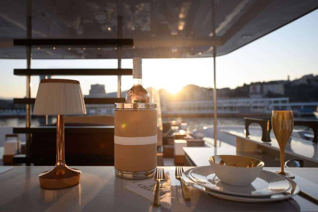 35-Goldfinger-Boutique-Hotel-Ibiza.jpg