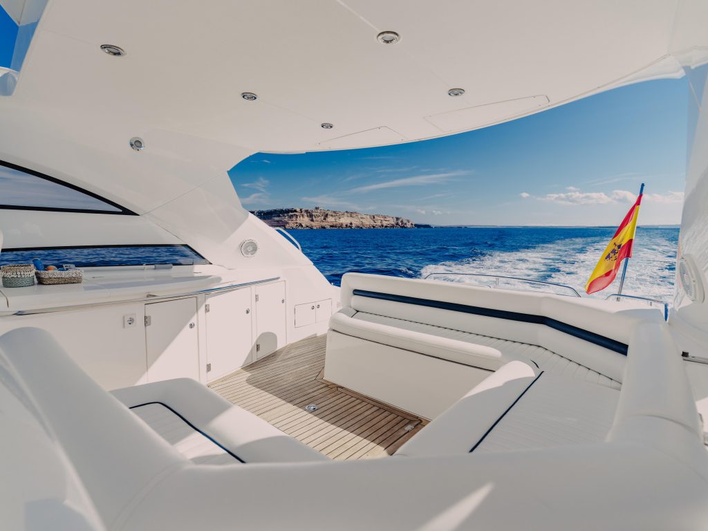 Sunseeker-Portofino-53-Nielen-15.jpeg