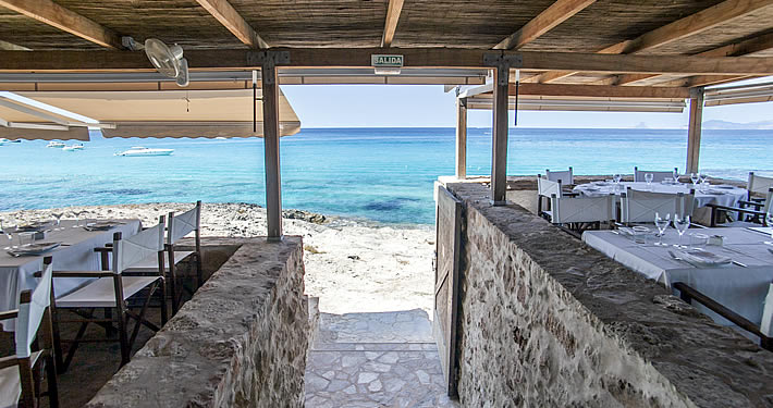 Dónde comer si sales a navegar por Formentera