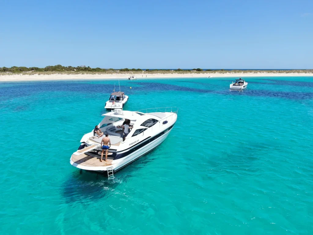 Yate Pershing 43 Nina Ibiza-1