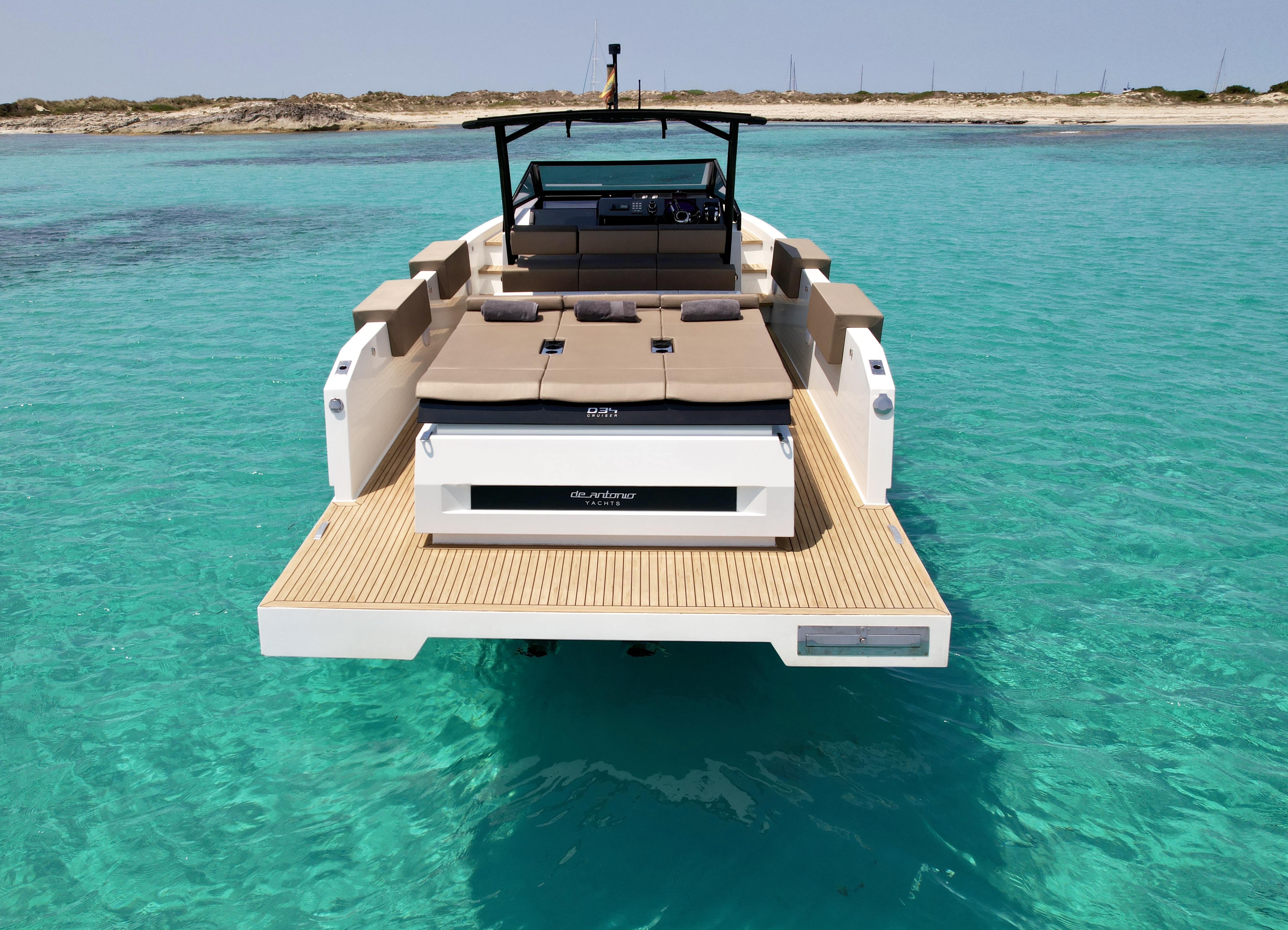 De Antonio 34 Delito Boat Rental Ibiza