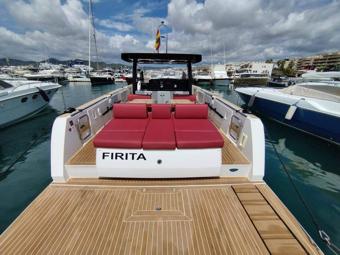 Yate de alquiler en Ibiza Fjord 44 Firita desde Marina Botafoc