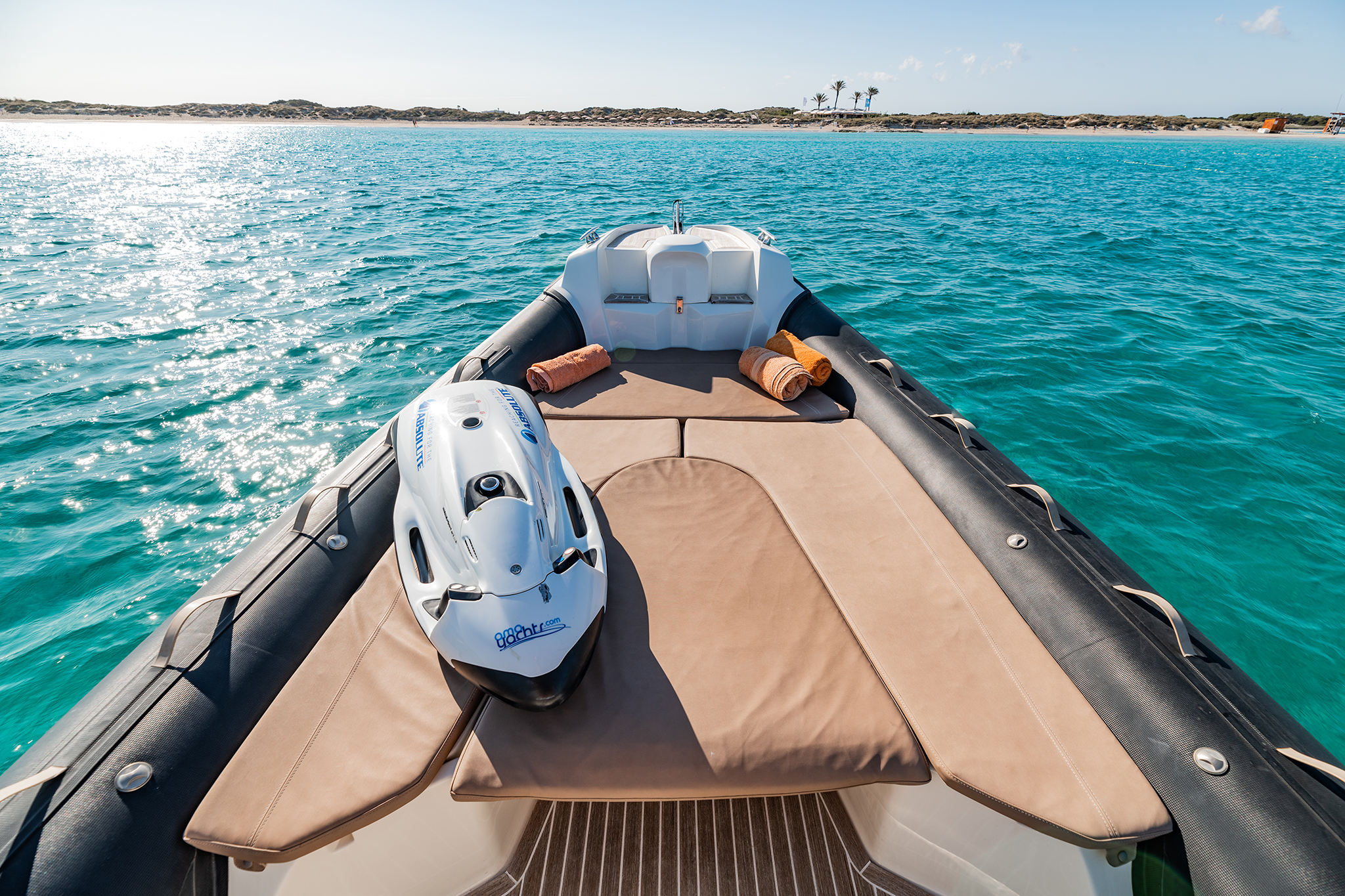 Embarcación neumática RIB semirrígida con y sin patrón Nuova Jolly 30 JLC en Ibiza