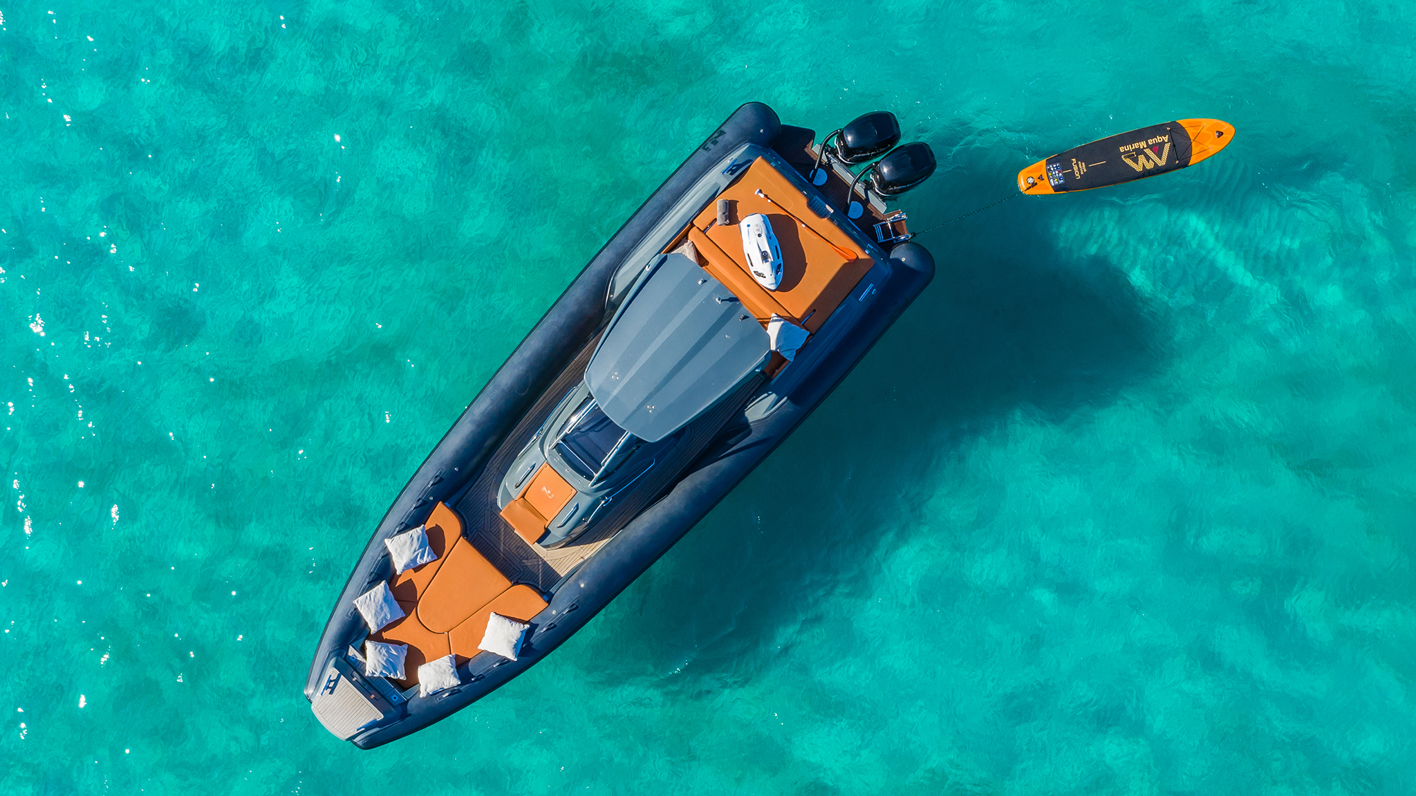 Large semi-rigid boat with skipper in Ibiza Nuova Jolly 38 Maluca